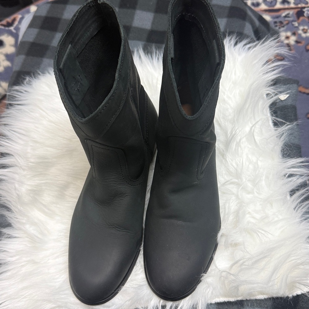 Frye Cara Roper size 9 leather ankle boot - Picture 2 of 7